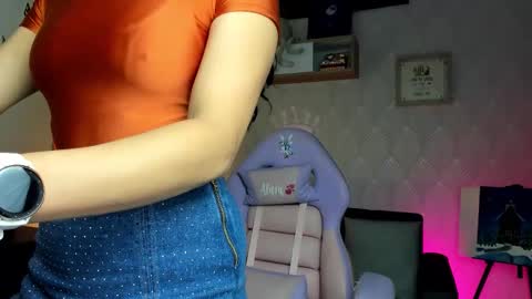 Alaia online show from February 3, 10:04 pm