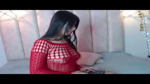 alaia online show from November 27, 3:03 pm