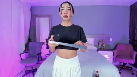 alaiaguerra online show from November 6, 7:37 pm