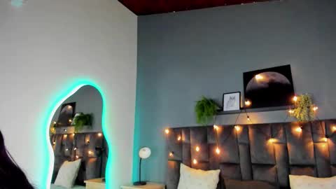  Alaia  online show from December 19, 11:39 am