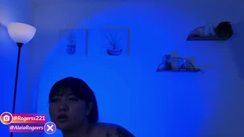 Snapshot of alaiarogerss chatting on May 27, 10:34 am online show from May 27, 10:34 am