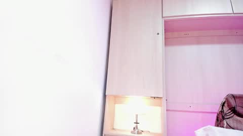 alaiaroose online show from October 31, 8:21 pm