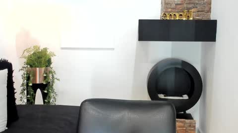     online show from January 19, 12:06 pm