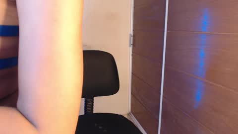 AlainaSaint online show from December 18, 6:41 am