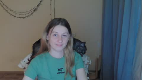 Anna online show from April 26, 2:15 pm