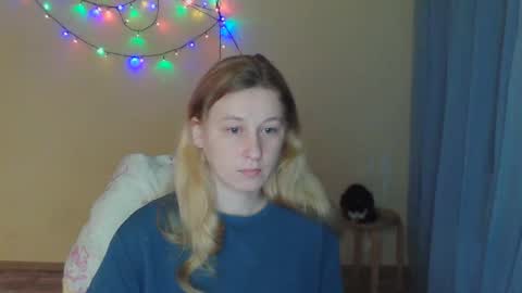 Snapshot of alalaska_ana chatting on May 21, 4:47 pm Anna online show from May 21, 4:47 pm