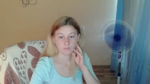 Anna online show from June 25, 1:15 pm