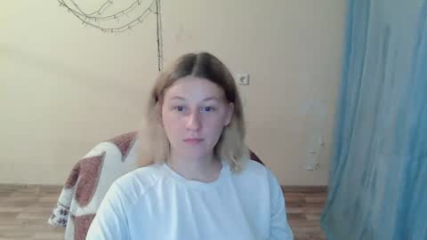 Anna online show from July 28, 4:39 pm