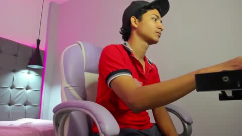 Alam online show from September 30, 1:38 pm