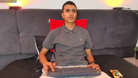 alan_colthon online show from May 25, 3:23 am