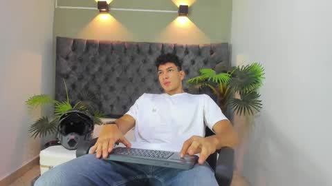 Alan online show from September 18, 1:02 pm