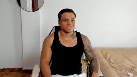 Snapshot of alan_vitori chatting on July 3, 2:40 am alan_vitori online show from July 3, 2:40 am