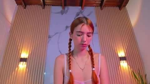 Snapshot of alana_333 chatting on November 12, 11:10 am A L A N A online show from November 12, 11:10 am