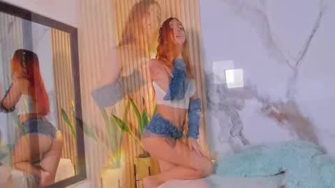 A L A N A  online show from November 21, 10:58 am