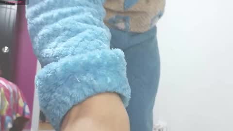 Snapshot of alana__07 chatting on February 17, 1:13 am Alana online show from February 17, 1:13 am