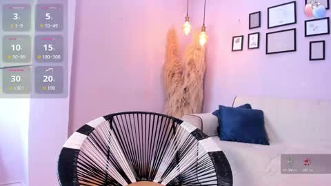 Snapshot of alana__rossetti chatting on November 8, 12:27 pm Alana online show from November 8, 12:27 pm