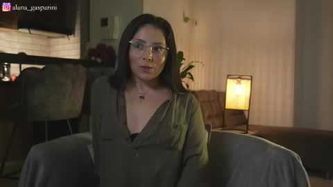 Alana Gasparini online show from February 21, 2:34 am