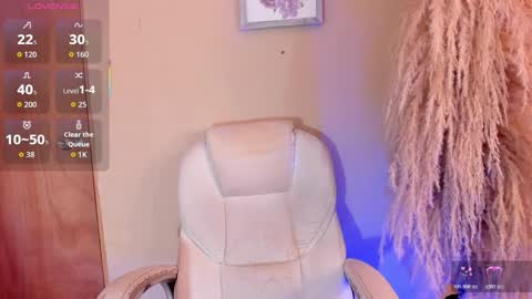 alana madison online show from November 23, 1:49 am