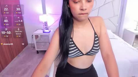 alana  online show from December 14, 7:18 pm