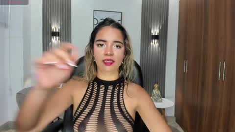 Snapshot of alana_martiins chatting on May 22, 7:08 pm alana online show from May 22, 7:08 pm