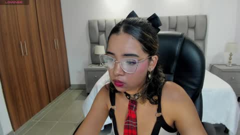 Snapshot of alana_martiins chatting on May 26, 7:10 pm alana online show from May 26, 7:10 pm