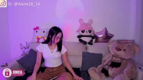 alana_pherson online show from September 28, 1:33 am