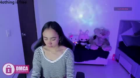 alana_pherson online show from July 10, 5:01 am