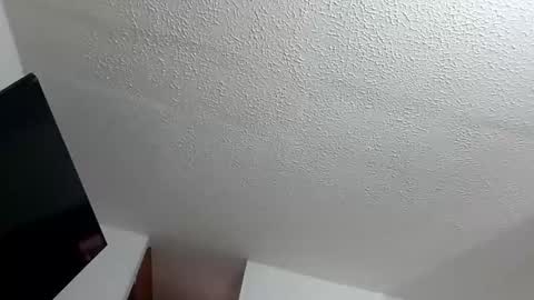 isabella online show from December 1, 2:44 pm