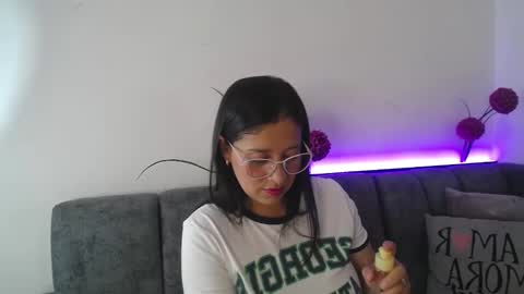 Alana  online show from February 6, 7:39 pm