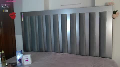 Alana  online show from April 4, 12:02 pm