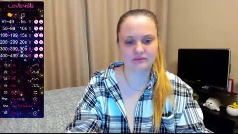 Julia online show from December 8, 12:40 am