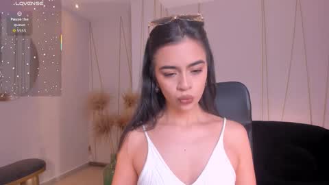 Alana online show from December 15, 12:20 pm