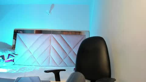 Snapshot of alanah_connor99 chatting on May 22, 6:46 pm alanah connors online show from May 22, 6:46 pm
