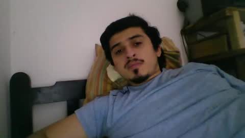 Snapshot of alanargenttt25 chatting on May 31, 12:45 pm alanargenttt25 online show from May 31, 12:45 pm