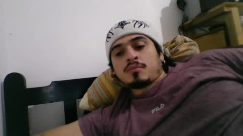 Snapshot of alanargenttt25 chatting on June 18, 9:14 am alanargenttt25 online show from June 18, 9:14 am