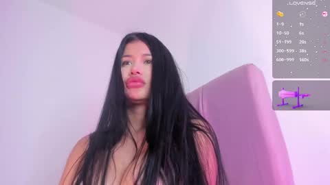 Snapshot of alanasnow__ chatting on March 12, 3:24 am Alana online show from March 12, 3:24 am