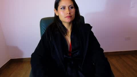 alanis  online show from May 18, 4:46 pm