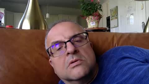 alankrieski1174 online show from October 6, 7:11 pm