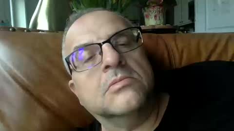 alankrieski1174 online show from October 12, 11:53 am