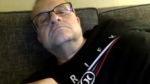 alankrieski1174 online show from October 15, 2:22 am