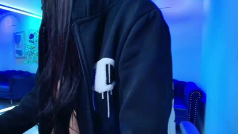 Alanna  online show from April 11, 4:28 am