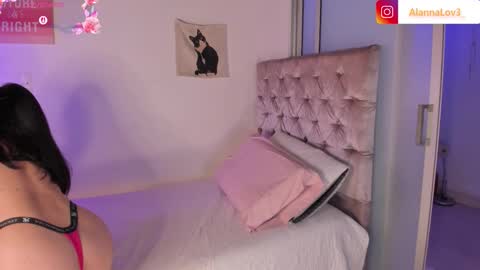 Alanna  online show from March 19, 7:18 pm