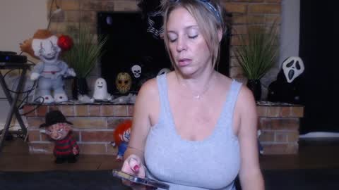 Alanna Rack online show from October 6, 12:13 pm
