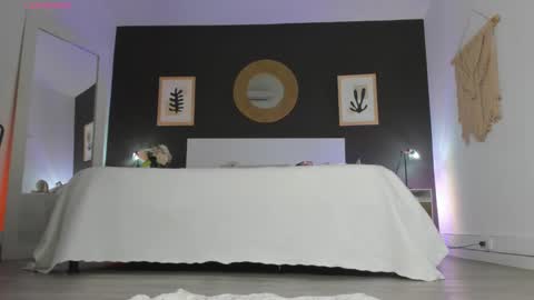 Alanna Cute Russell online show from October 9, 8:07 pm