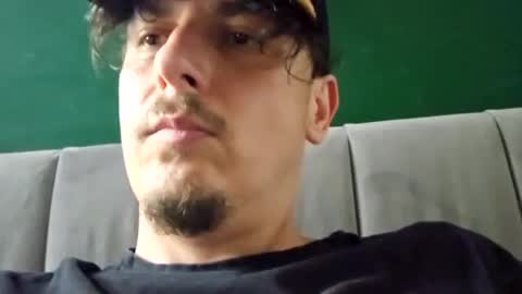 alannovak8 online show from June 20, 4:10 pm