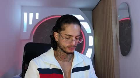 alan online show from November 16, 10:21 am