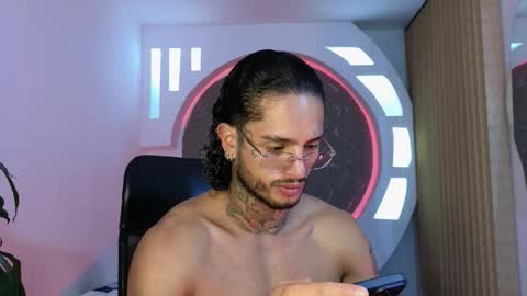 alan online show from November 21, 10:14 am