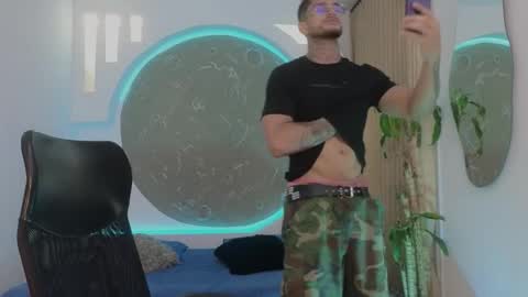 alan online show from March 23, 11:47 am