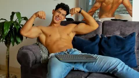 Alan online show from February 4, 1:39 pm