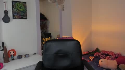 Caro online show from March 26, 4:56 pm